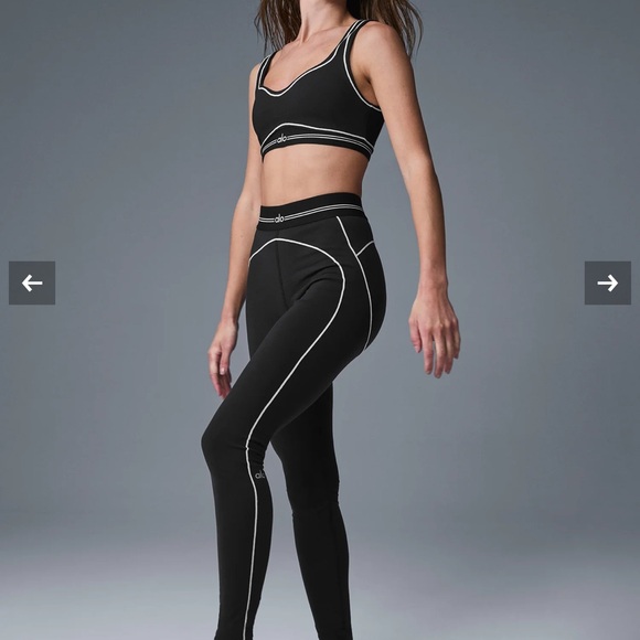 Alo Airbrush High-Waist Heart Throb Legging - Picture 1 of 8